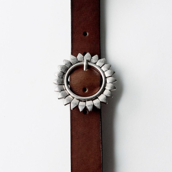 New with tag!  Zara Woman Leather Belt with flower Buckle Brown size:90 - 36" - Picture 5 of 9